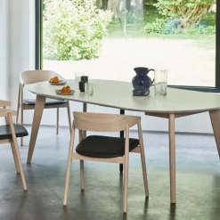 Andersen Furniture AC2 Stol Hvidpigmenteret Mat Lakeret Bøg Sort PU Læder^ Stue|Stole