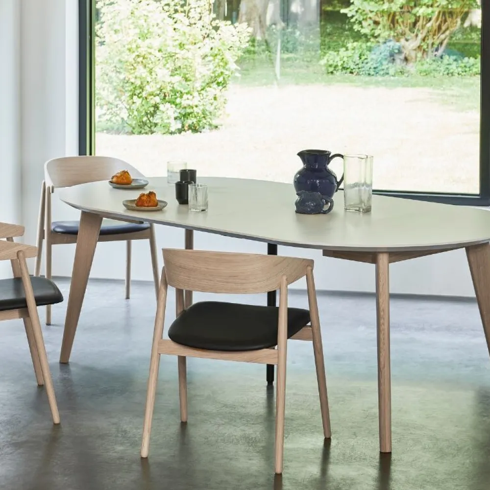 Andersen Furniture AC2 Stol Hvidpigmenteret Mat Lakeret Bøg Sort PU Læder^ Stue|Stole