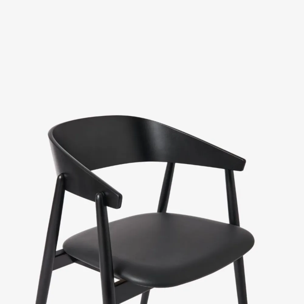 Andersen Furniture AC2 Stol Sort Mat Lakeret Bøg Sort Læder^ Stue|Stole