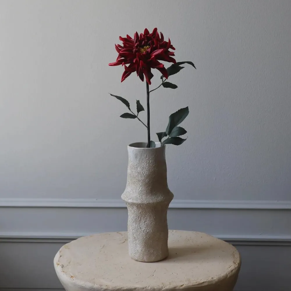 Botané Studios Cactus Dahlia Flower Red^ Kunstige Blomster