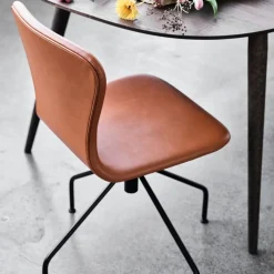 Bruunmunch PLAYchair Swing Cognac Hero Læder^ Stue|Stole