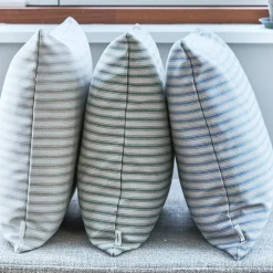 Compliments Outdoor Fine Stripe Cushion Dusty Blue 40x60 cm^ Udendørs|Puder