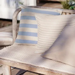 Compliments Outdoor Fine Stripe Cushion Beige 45x45 cm^ Udendørs|Puder