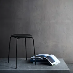 Fritz Hansen 3170 Dot Intense Leather Black^ Køkken|Stue