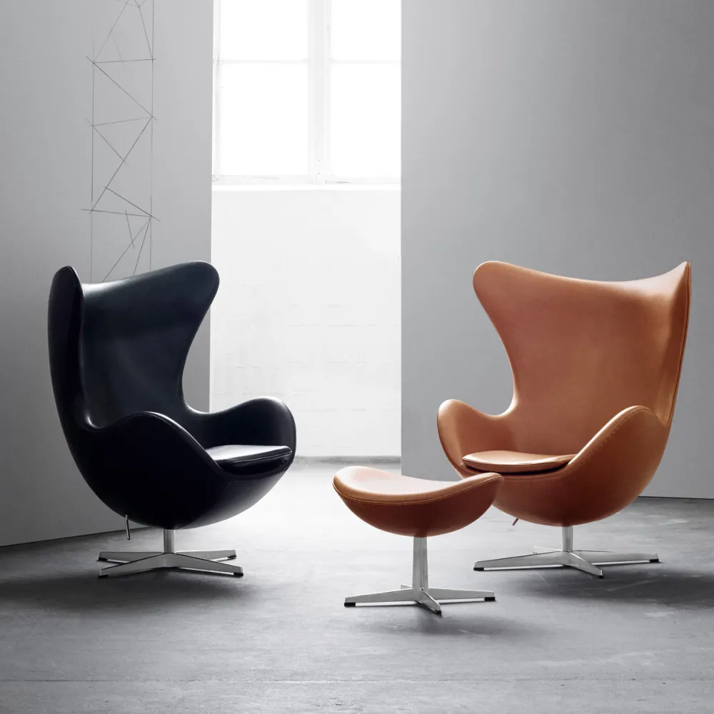 Fritz Hansen 3316 Ægget Sort Essential Læder Inkl. Fodskammel^ Stole|Stue