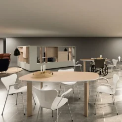 Fritz Hansen 3207 Serie 7 Armstol^ Køkken|Stole