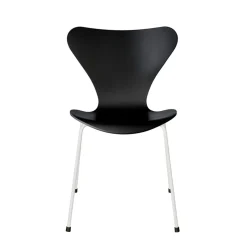 Fritz Hansen Serie 7™ 3107 Lakeret^ Køkken|Stole