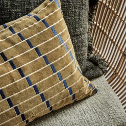 House Doctor Gona Cushion Amber 40x60 cm^ Puder