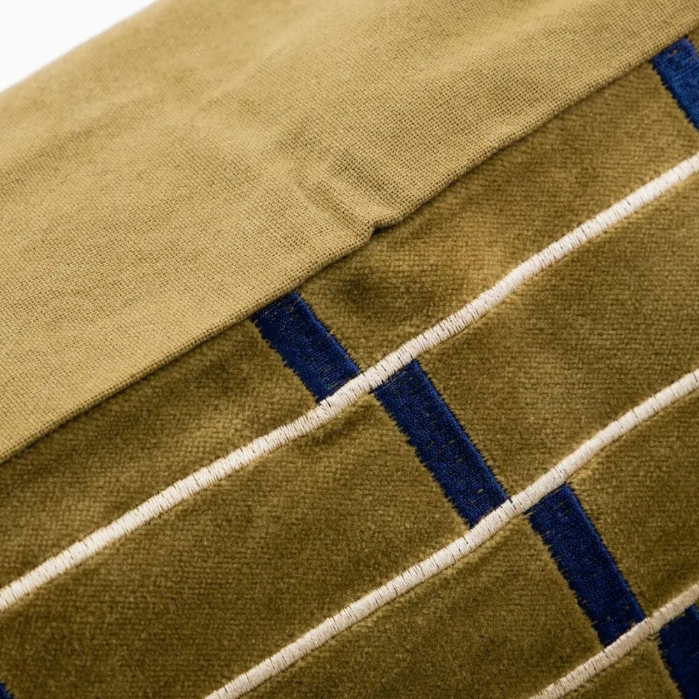 House Doctor Gona Cushion Amber 40x60 cm^ Puder