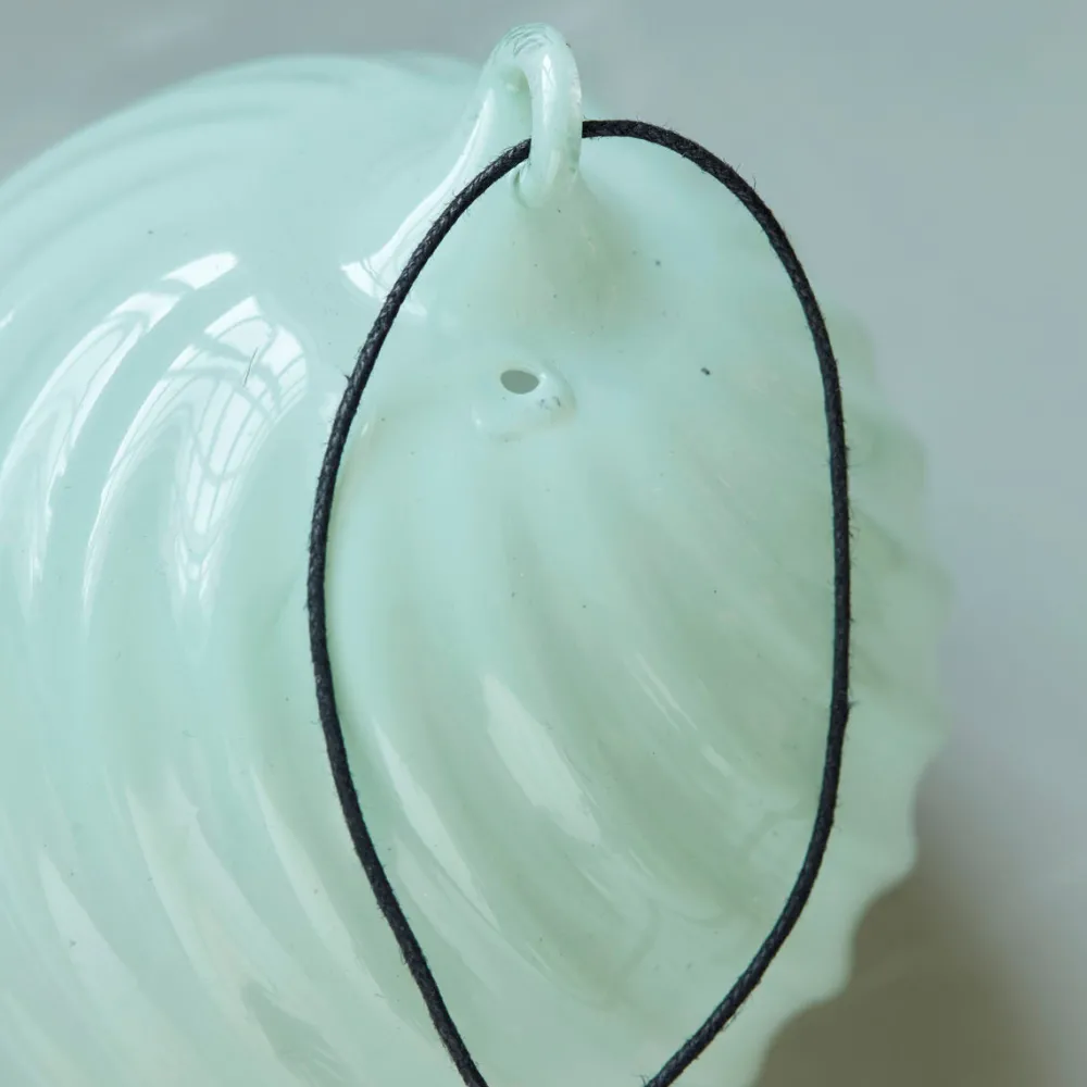 House Doctor Ornament Glassy Dusty Green^ Juletræspynt|Julepynt