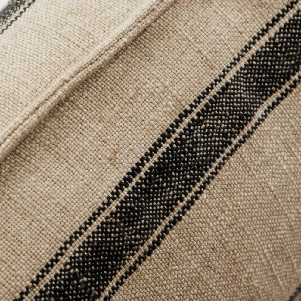 House Doctor Suto Cushion Beige 40x60 cm^ Puder