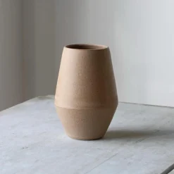 Julie Damhus Studio Oda Vase Beige Mellem^ Vaser|Keramik & Porcelæn