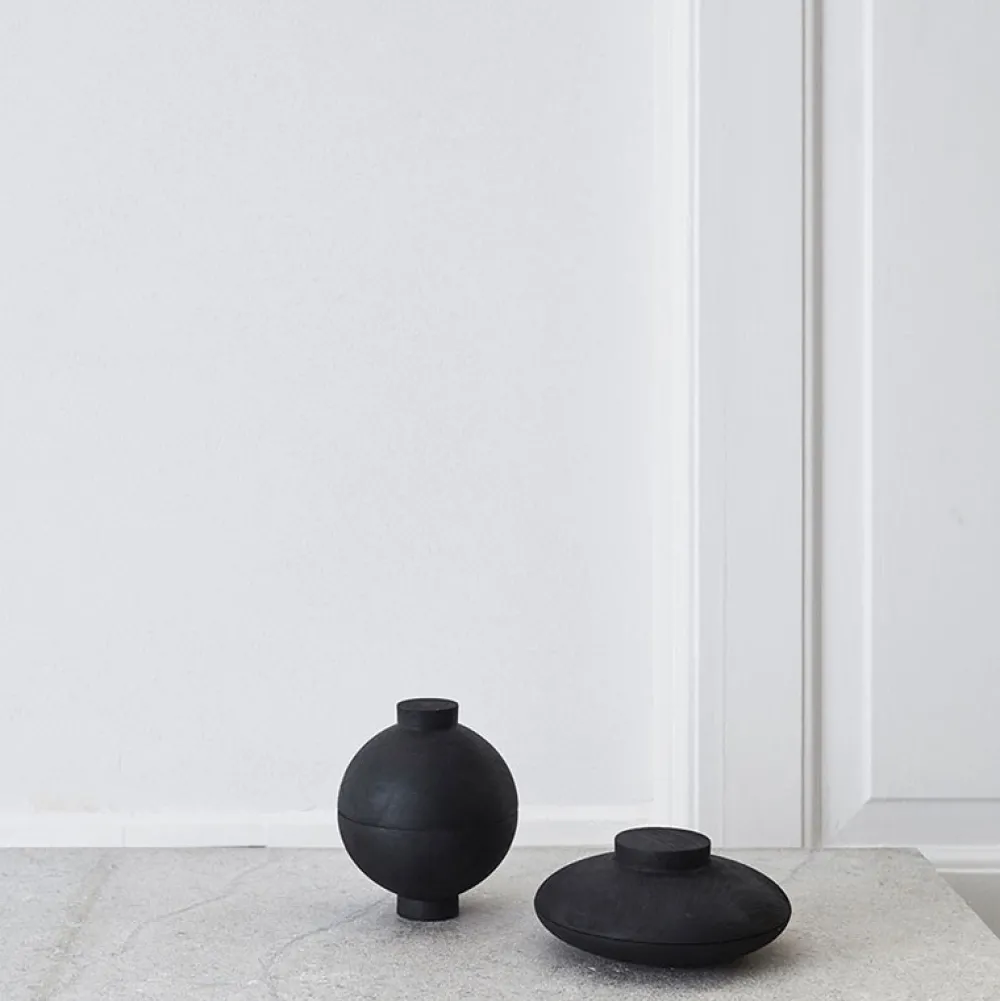 Kristina Dam Studio Kristina Dam Wooden Sphere Bowl Black^ Æsker|Skåle & Bakker