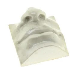 Laoru Laoru Mouth II Relief Antique White^ Keramik & Porcelæn