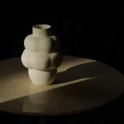 Louise Roe Balloon Vase 04 Ceramic Raw White^ Vaser|Keramik & Porcelæn