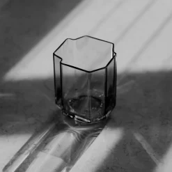 Louise Roe Funki Vase Asymmetric Amber^ Stue|Andet Boligtilbehør