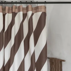 Mette Ditmer Diagonal Shower Curtain Chocolate^ Badeværelse|Badtekstiler