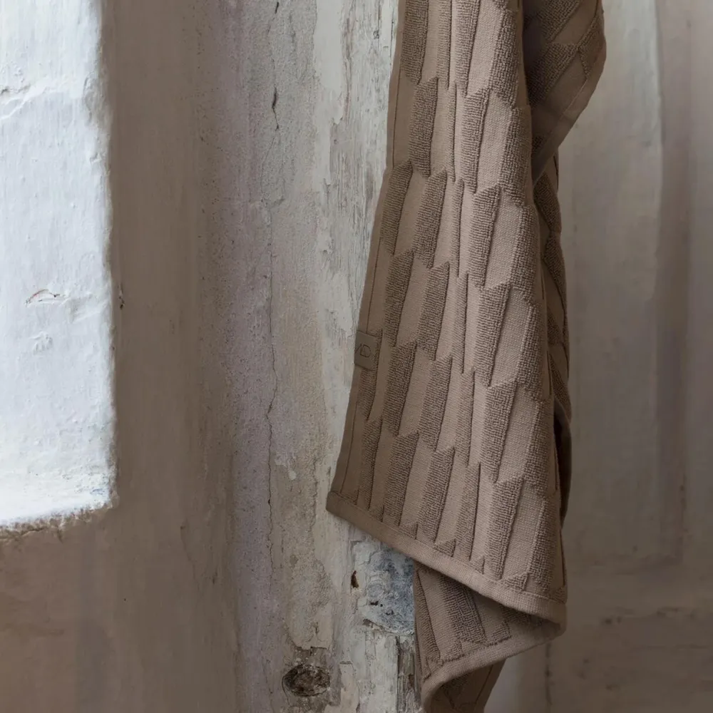 Mette Ditmer Geo Guest Towels Nougat^ Badeværelse
