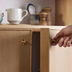 Moebe Knob Brass^ Knager & Greb