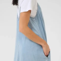 My Essential Wardrobe Nelly Strap Dress Light Blue Wash^Dame Overdele