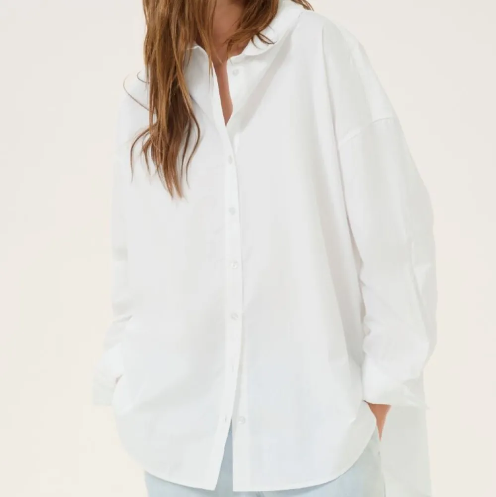 My Essential Wardrobe Sunna Boxy Shirt Bright White^Dame Overdele