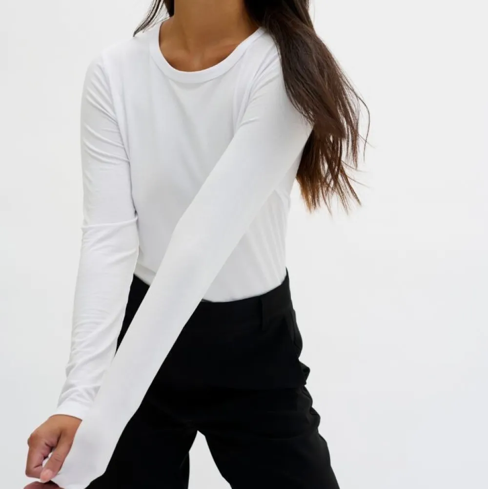 My Essential Wardrobe The Modal Blouse Bright White^Dame Overdele