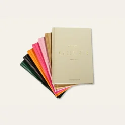 New Mags The Essence Of Yves Saint Laurent^ Bøger