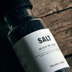 Nicolas Vahé Salt Black^ Delikatesser