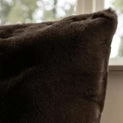 Specktrum Adalyn Pillow Dark Brown^ Puder