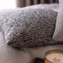 Specktrum Koko Pillow White/Black/Sand 45x45 cm^ Puder