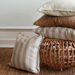 Tell Me More Marion Cushion Dune^ Puder