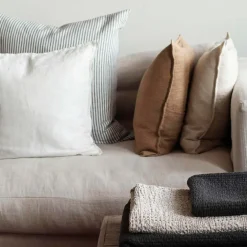 Tell Me More Marion Cushion Dune^ Puder