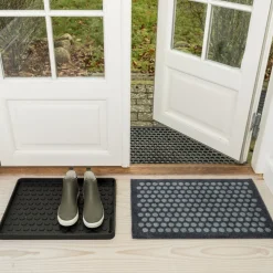 Tica Copenhagen Dot Skobakke^ Entré