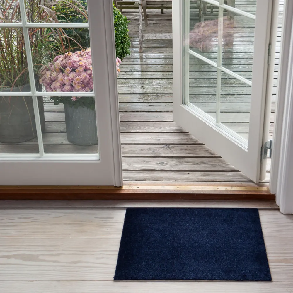 Tica Copenhagen Smudsmåtte Mørkeblå 40x60 cm^ Tæpper & Måtter