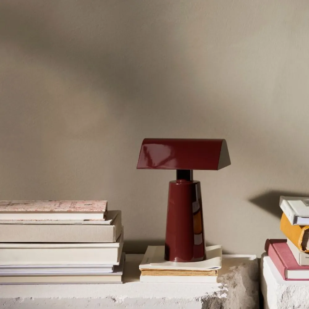 &Tradition Caret MF1 Dark Burgundy^ Soveværelse|Bordlamper