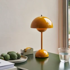 &Tradition Flowerpot Portable Table Lamp VP9 Mustard^Børn Belysning|Bordlamper