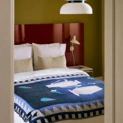 &Tradition Momento Throw Midnight Blue^ Plaider