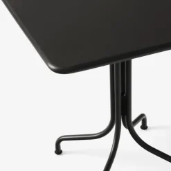 &Tradition Thorvald SC97 Cafébord Warm Black^ Havemøbler