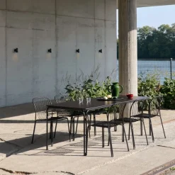 &Tradition Thorvald SC94 Havestol Warm Black^ Stole|Havemøbler