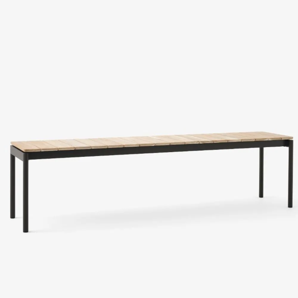 &Tradition Ville AV28 Bænk Warm Black^ Havemøbler