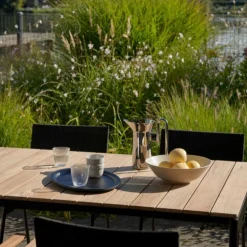 &Tradition Ville AV25 Spisebord Warm Black^ Havemøbler