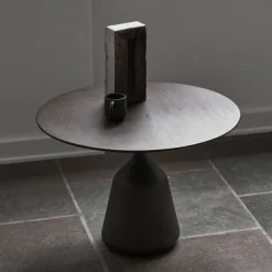 Wendelbo Coin Low Sidebord Mørk Brun Eg^ Stue